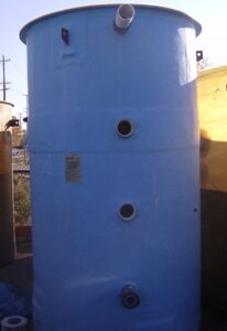 1300 Gallon Vertical Holding Tank