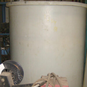 890 Gallon Polyethylene tank